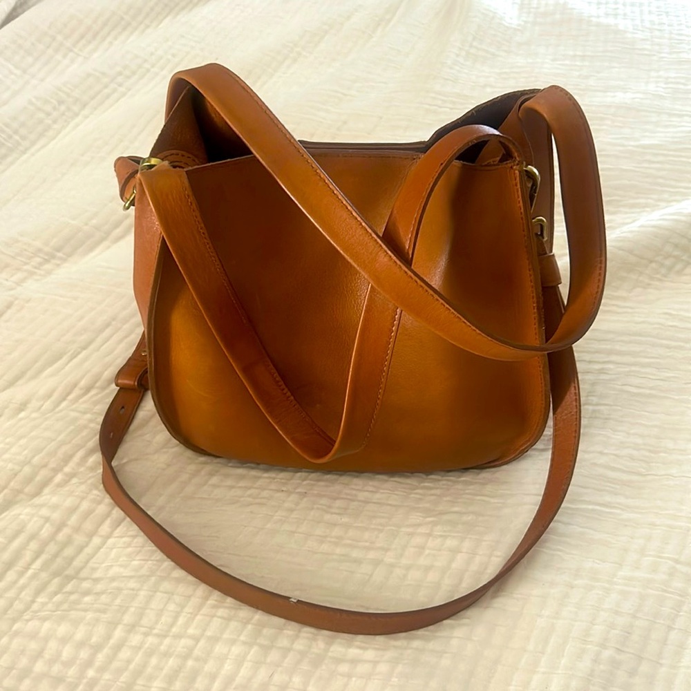 Madewell Sydney shoulder bag